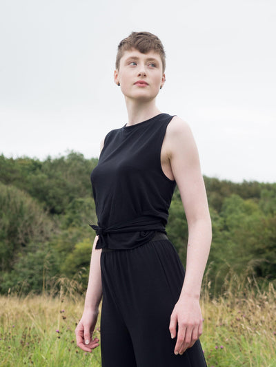 MISE TUSA Top One Size 'Goddess' sleeveless wrap - Black